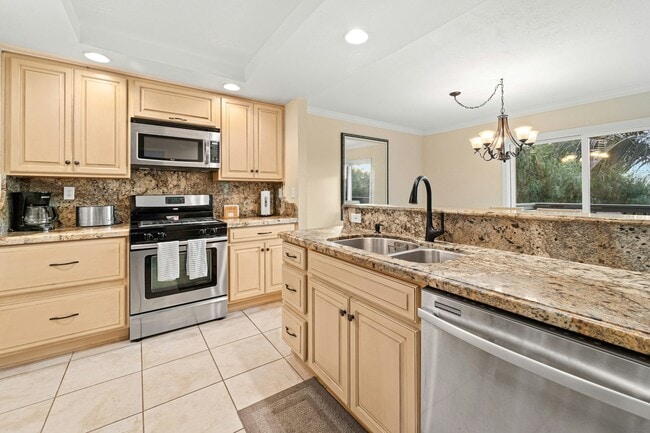 Building Photo - 6917 Camino Revueltos