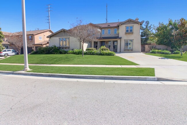 Building Photo - 1212 Lavendar Way