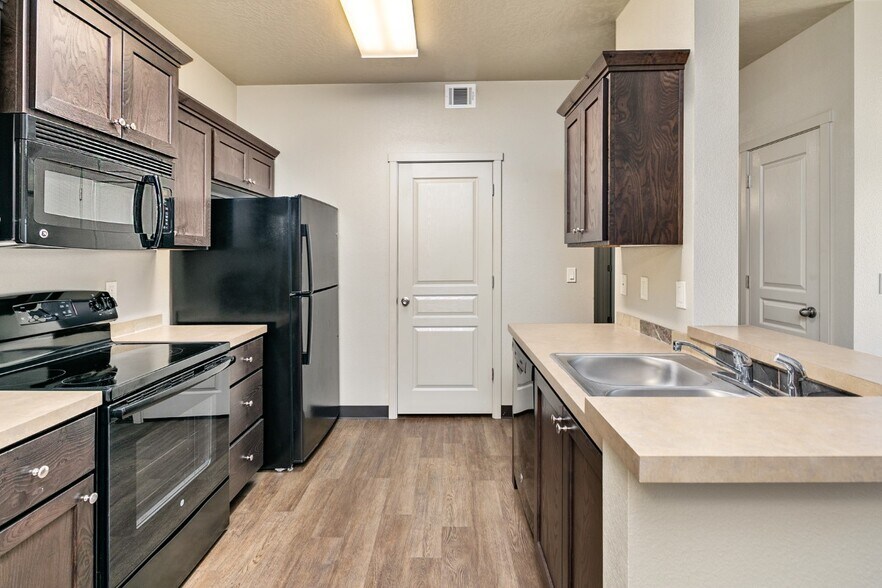 Heron Village 51 E Blue Heron Ln Meridian ID 83646 Apartment Finder