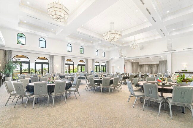 Building Photo - 17001 SW Sapri Way