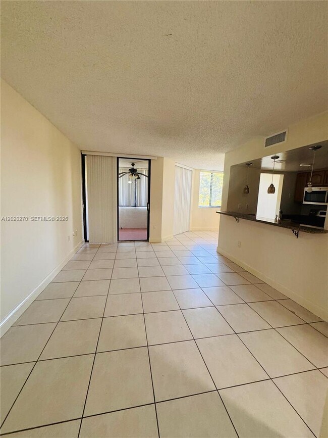 Building Photo - 8365 SW 152nd Ave