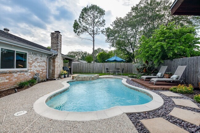 Building Photo - 1918 Quail Grove Ln