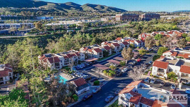 Building Photo - Bright Upgraded Condo w/ Quartz Kitchen, Covered Parking, Pool & Spa