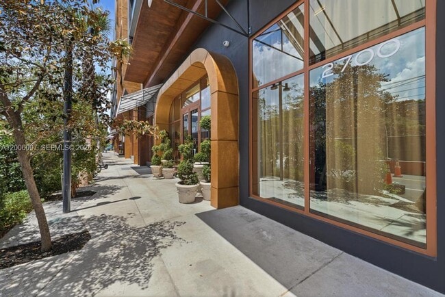 Building Photo - 2700 NW 2nd Ave