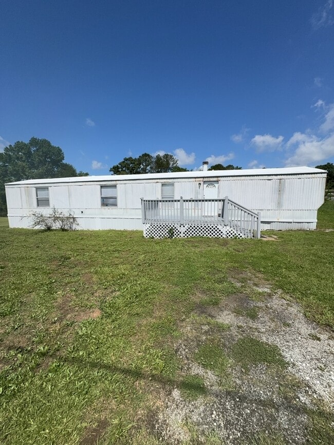 Primary Photo - 108 Joe Dyar Rd
