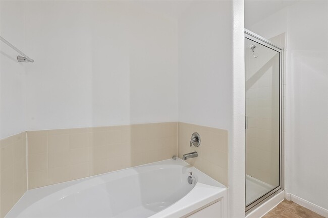 Building Photo - 9322 Limestone Ranch Ln