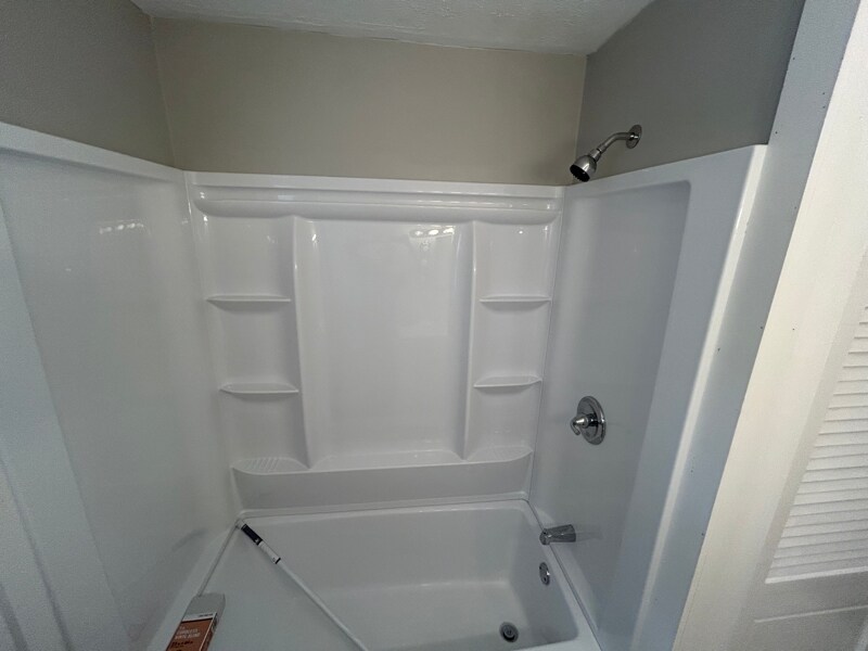 Building Photo - 741 S East Ave