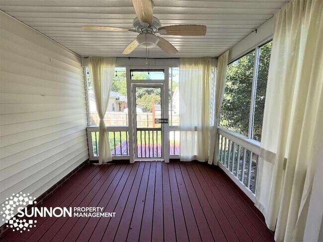 Building Photo - 3 bed / 2 bath Bungalow in the Heart of NoDa!