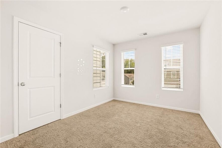 Building Photo - 4514 Fillmore Trl SW