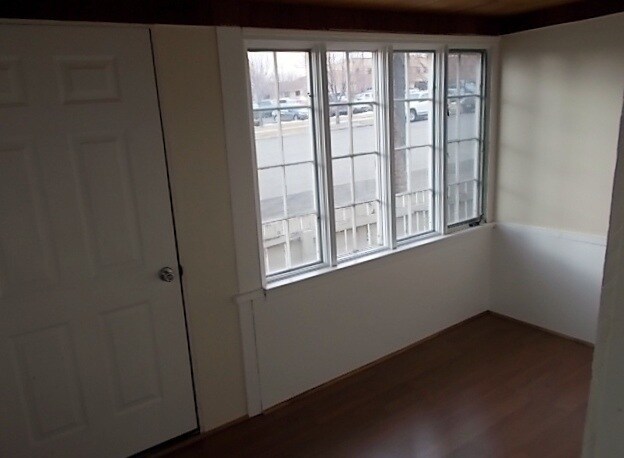 Building Photo - 1 Bonus Room House close to Downtown