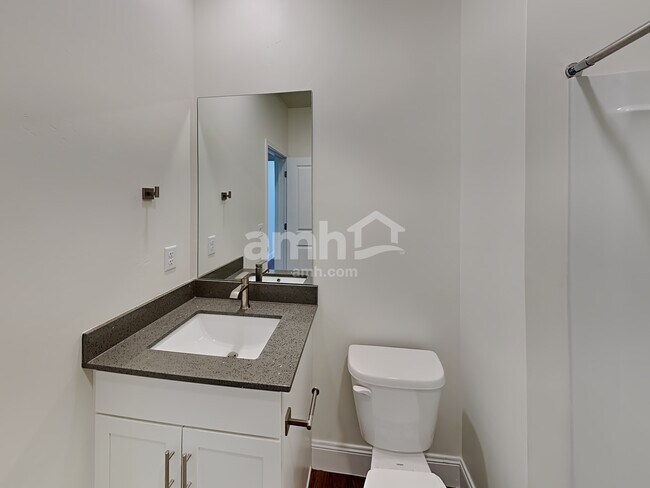 Building Photo - 3341 S 2580 W