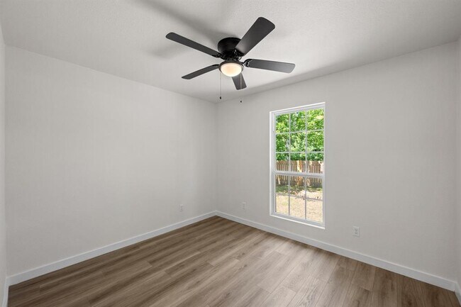 Building Photo - 7002 Teaberry Dr