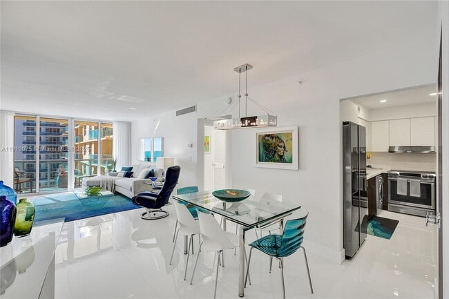 Building Photo - 2501 S Ocean Dr