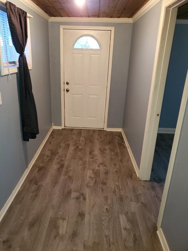 Building Photo - 806 Roosevelt St