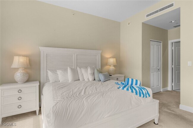 Building Photo - 4182 Bay Beach Ln