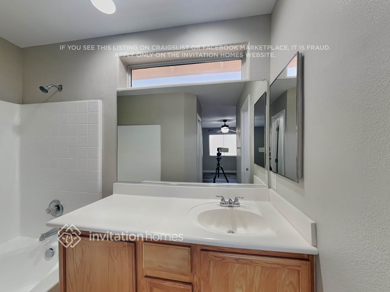 Building Photo - 10525 Silver Cholla Ct