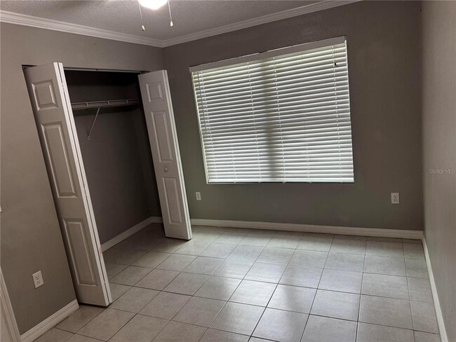 Building Photo - 307 Oak Rose Ln