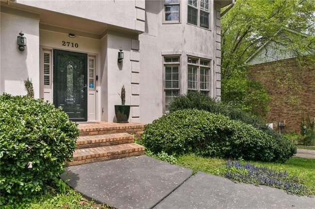 Building Photo - 2710 Abbottswell Dr