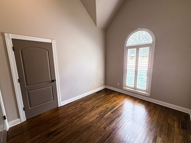 Building Photo - 159 Briggs Hill Rd