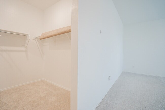 Building Photo - 46870 W Cansados Rd