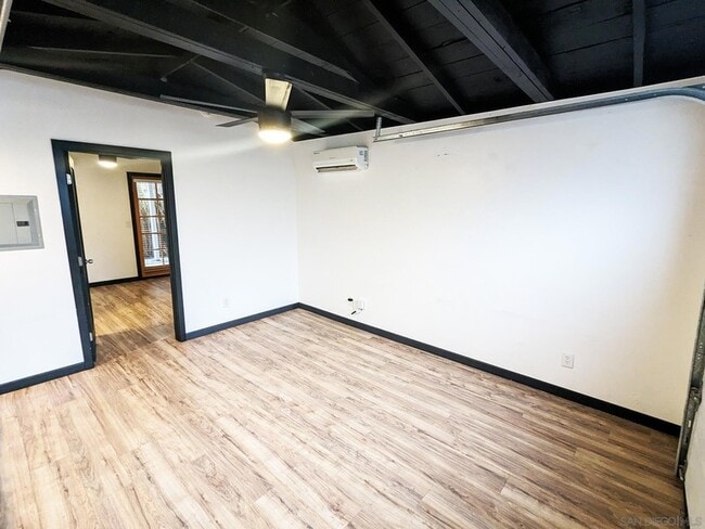 Building Photo - 3528 Madison Ave
