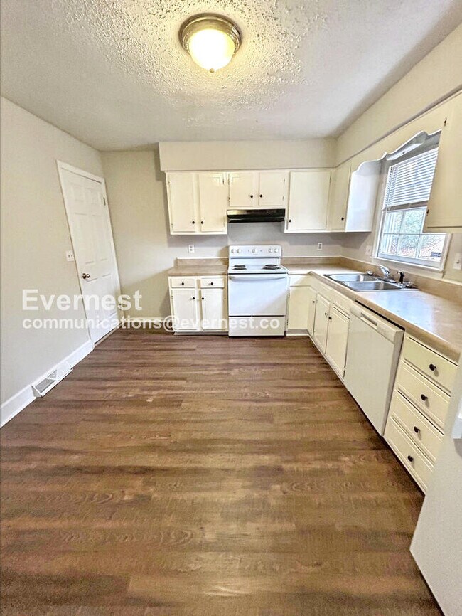 Building Photo - 561 Brightsfield Ct