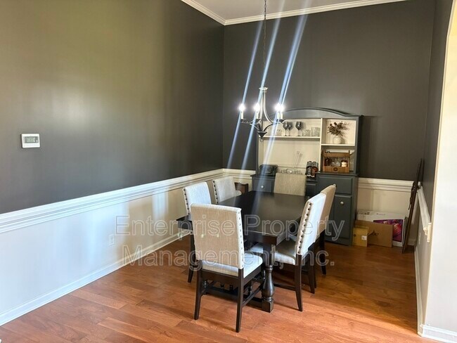 Building Photo - 6153 Lubiani Valley Dr