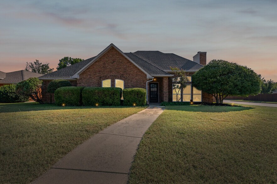 Building Photo - 1412 Seabrook Dr