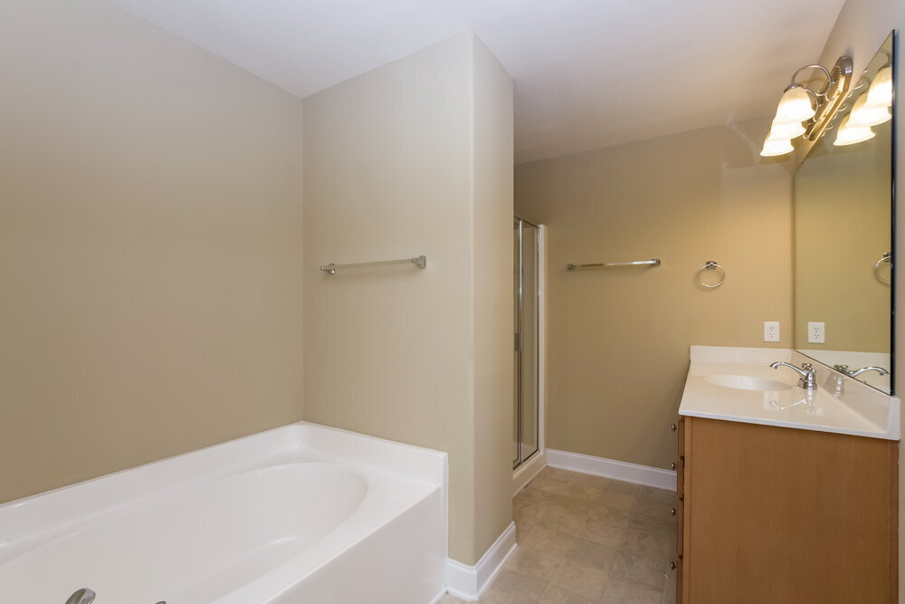 Building Photo - 6246 Silver Chime Way