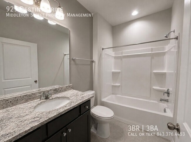 Building Photo - 929 Destiny Dr