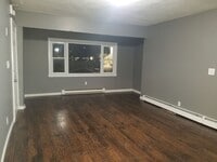 Building Photo - 897 Branch Ave