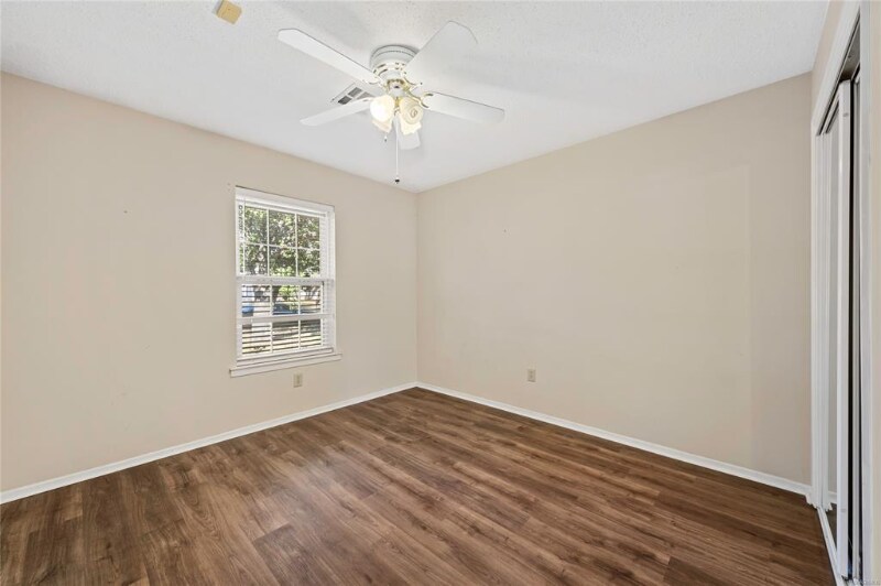 Building Photo - 718 Dunbarton Rd