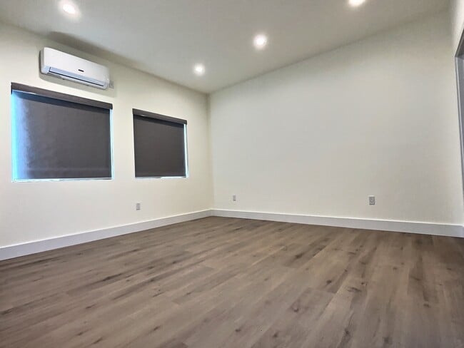 bedroom - 5340 Grosvenor Blvd