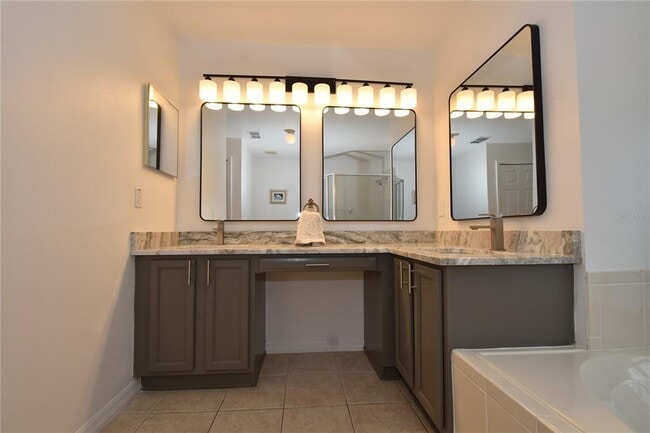 Building Photo - 192 Pine Grove Dr