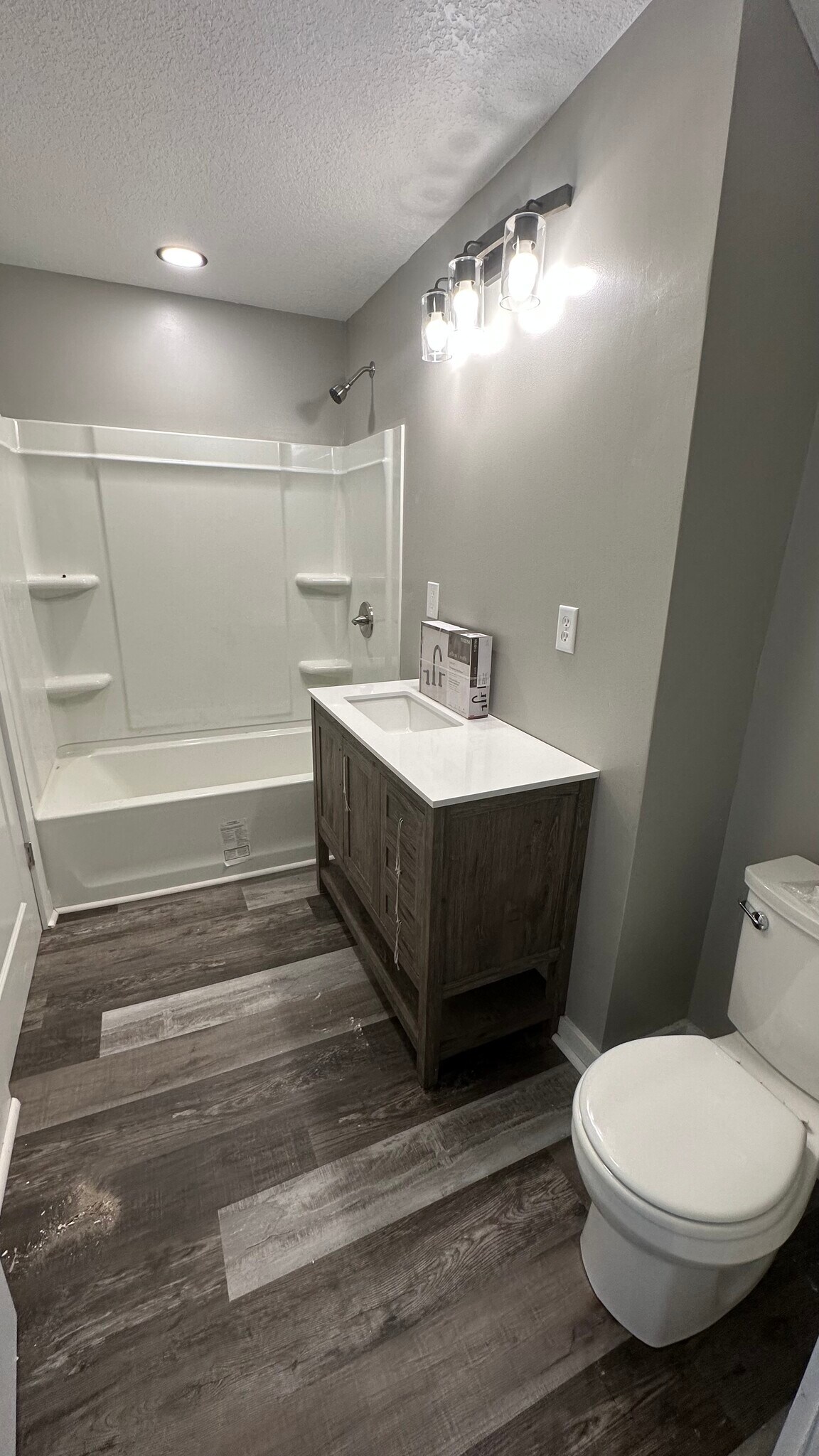 Bathroom (install to finish) - 712 Poplar St
