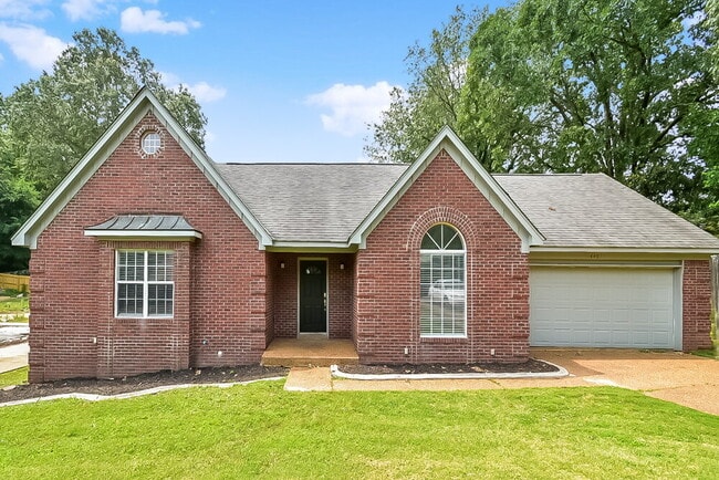 Building Photo - 4401 Okeechobee Dr