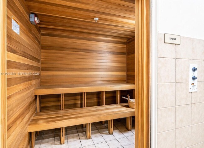 Building Photo - 3232 Coral Wy