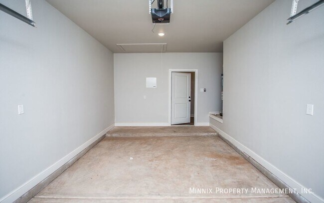 Building Photo - 2550 137th St