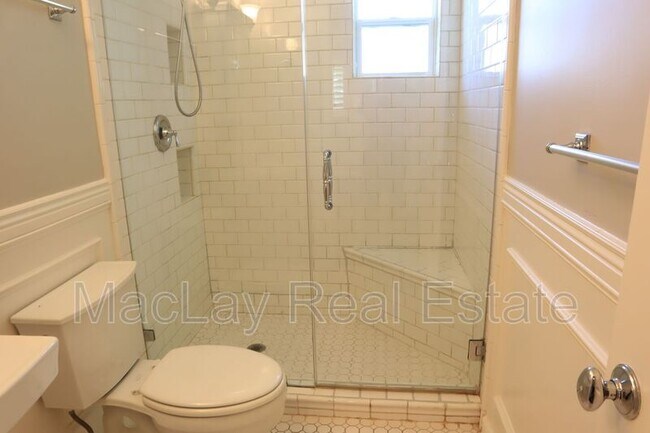 Building Photo - 4201 N 35th St
