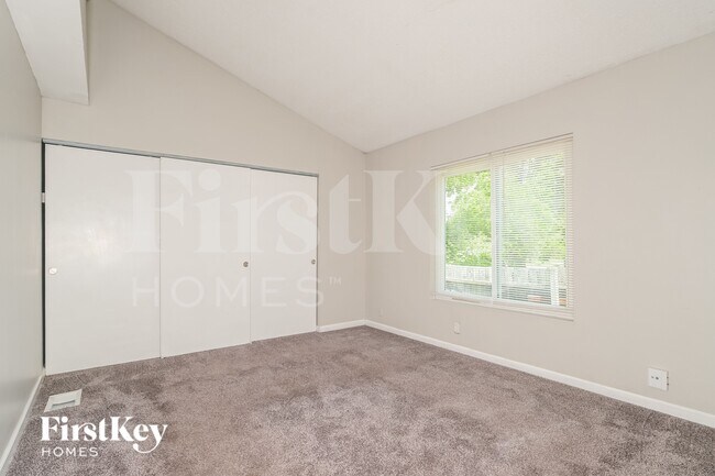Building Photo - 3313 Green Pasture Dr