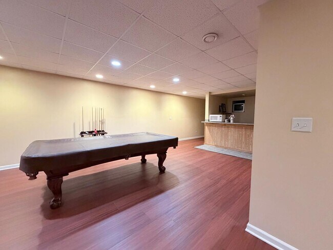 Building Photo - 3823 Sunburst Ln