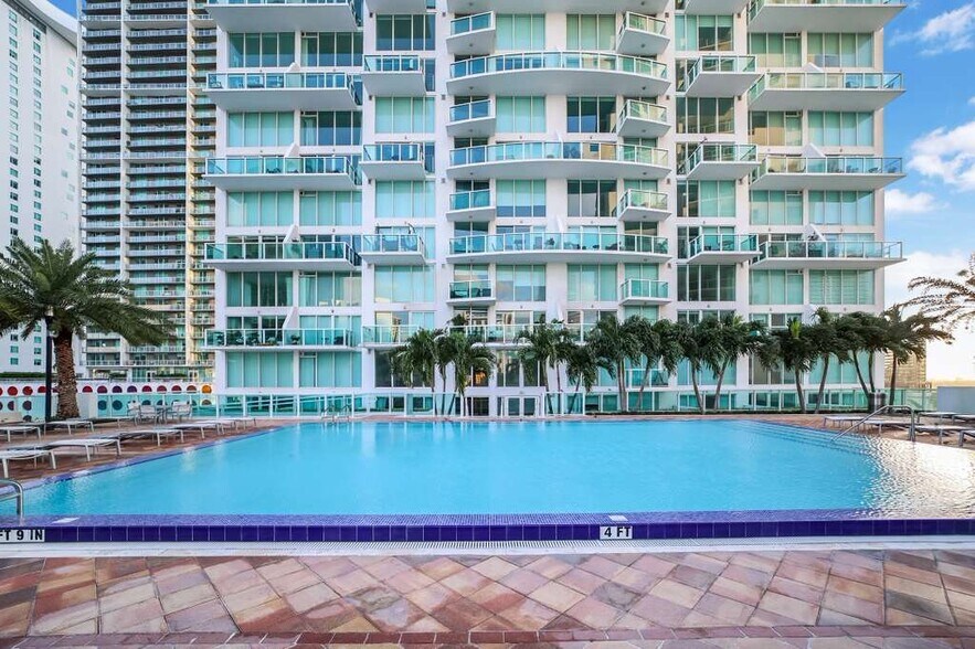 Building Photo - 31 SE 5th St