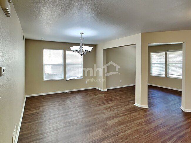 Building Photo - 10175 Fraser St