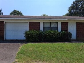 Building Photo - 313 McKennon Ct
