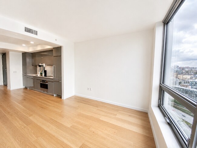 Building Photo - 1Bd/1Ba Seattle Condo