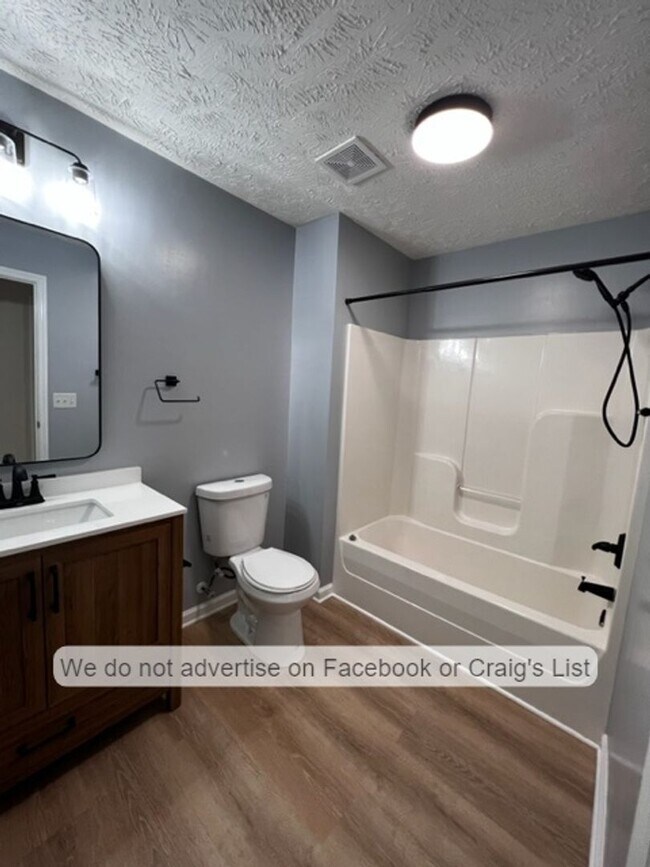 Building Photo - Harbour Pointe Condominiums- Harbour Pointe