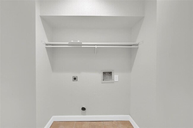 Building Photo - 1300 Augusta Dr