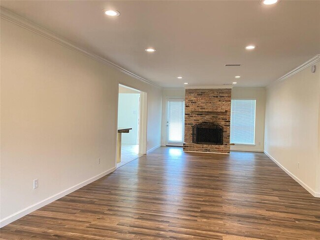 Building Photo - 5330 Wigton Dr