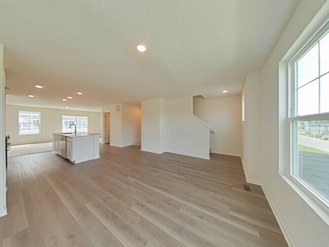 Building Photo - 334 Basin Ct