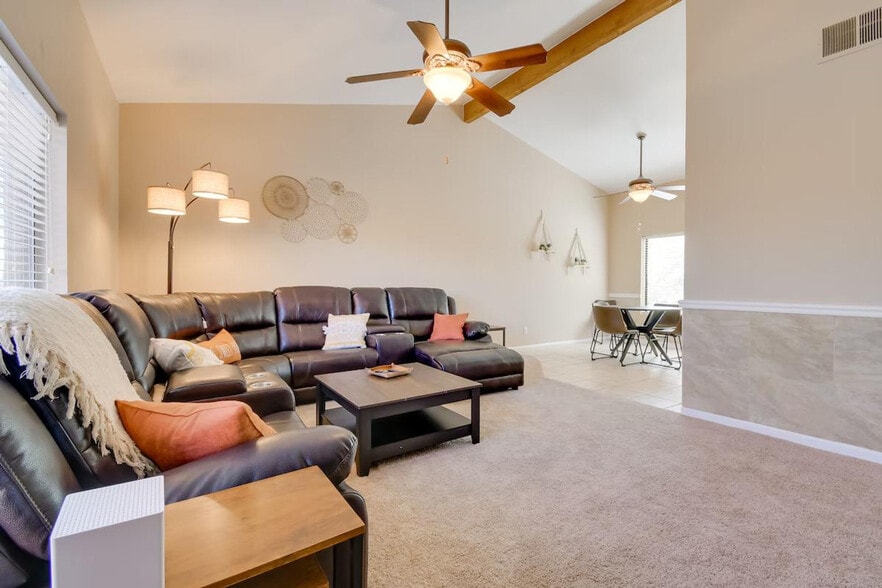 Building Photo - 16233 E Rosetta Dr